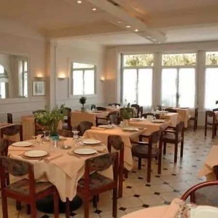 Ξενοδοχείο Et D'orfeuil Bourbonne-les-Bains