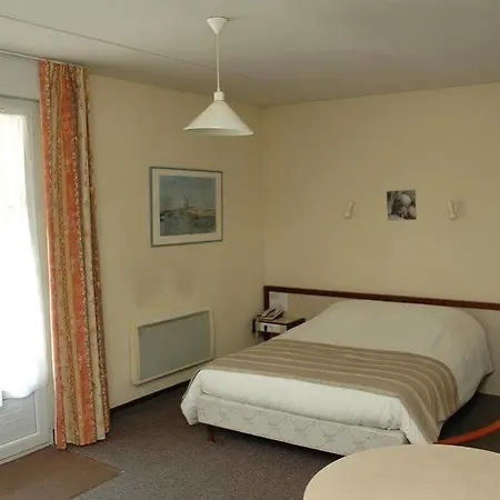 Et D'orfeuil Hotel 3*