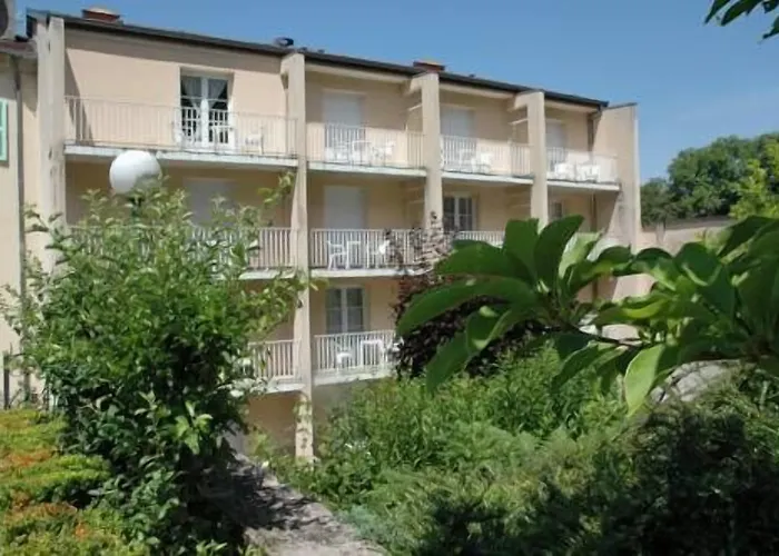 Et D'orfeuil Hotell 3*