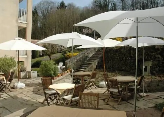 Et D'orfeuil Hotell 3*