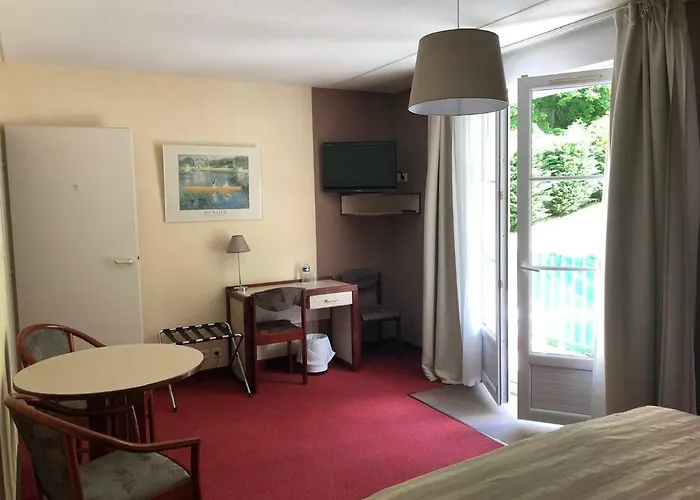 Hotell Et D'orfeuil 3*